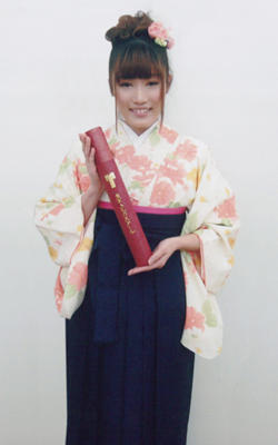 卒業式の袴の画像